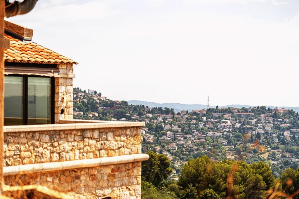 Maison provençale rénovée et habitée